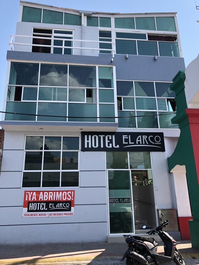 Hotel El Arco Zitacuaro ภายนอก รูปภาพ