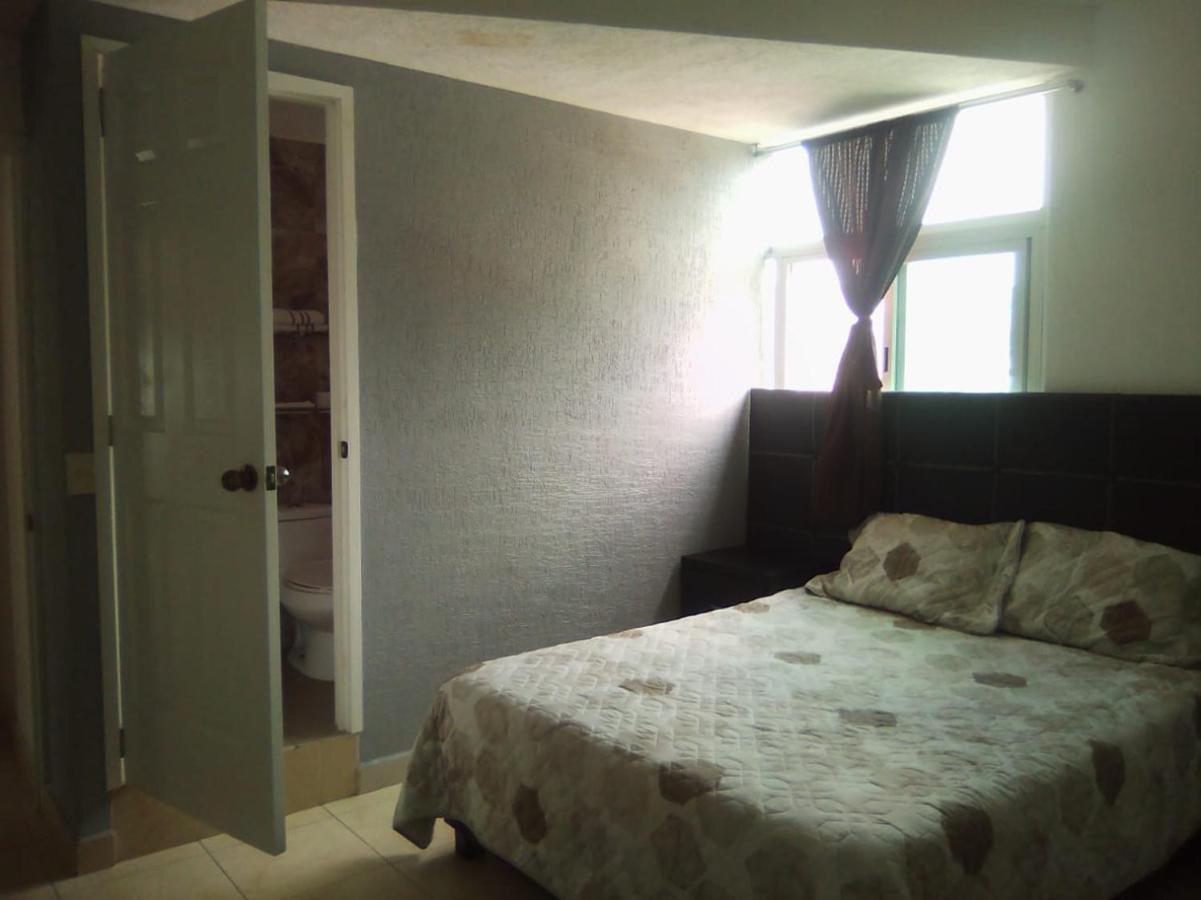 Hotel El Arco Zitacuaro ภายนอก รูปภาพ