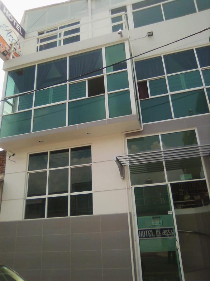 Hotel El Arco Zitacuaro ภายนอก รูปภาพ