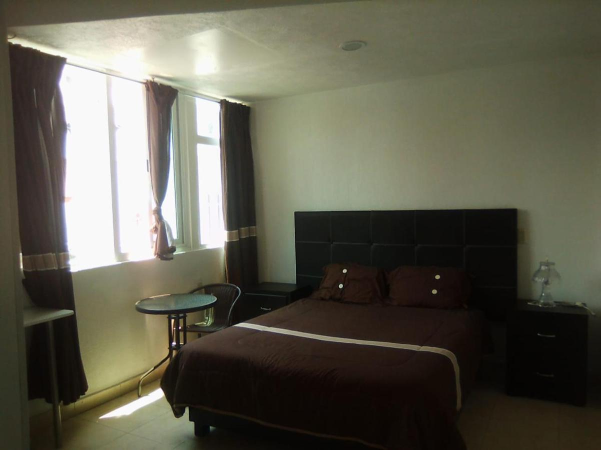 Hotel El Arco Zitacuaro ภายนอก รูปภาพ